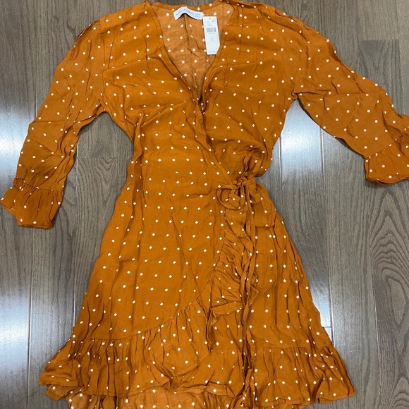 Faithfull the Brand Ginger Wrap Dress - Picture 2 of 6